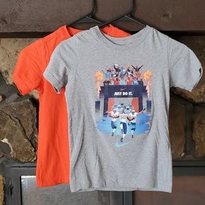 2 Nike Youth Small t-shirts red and gray ❤🤍